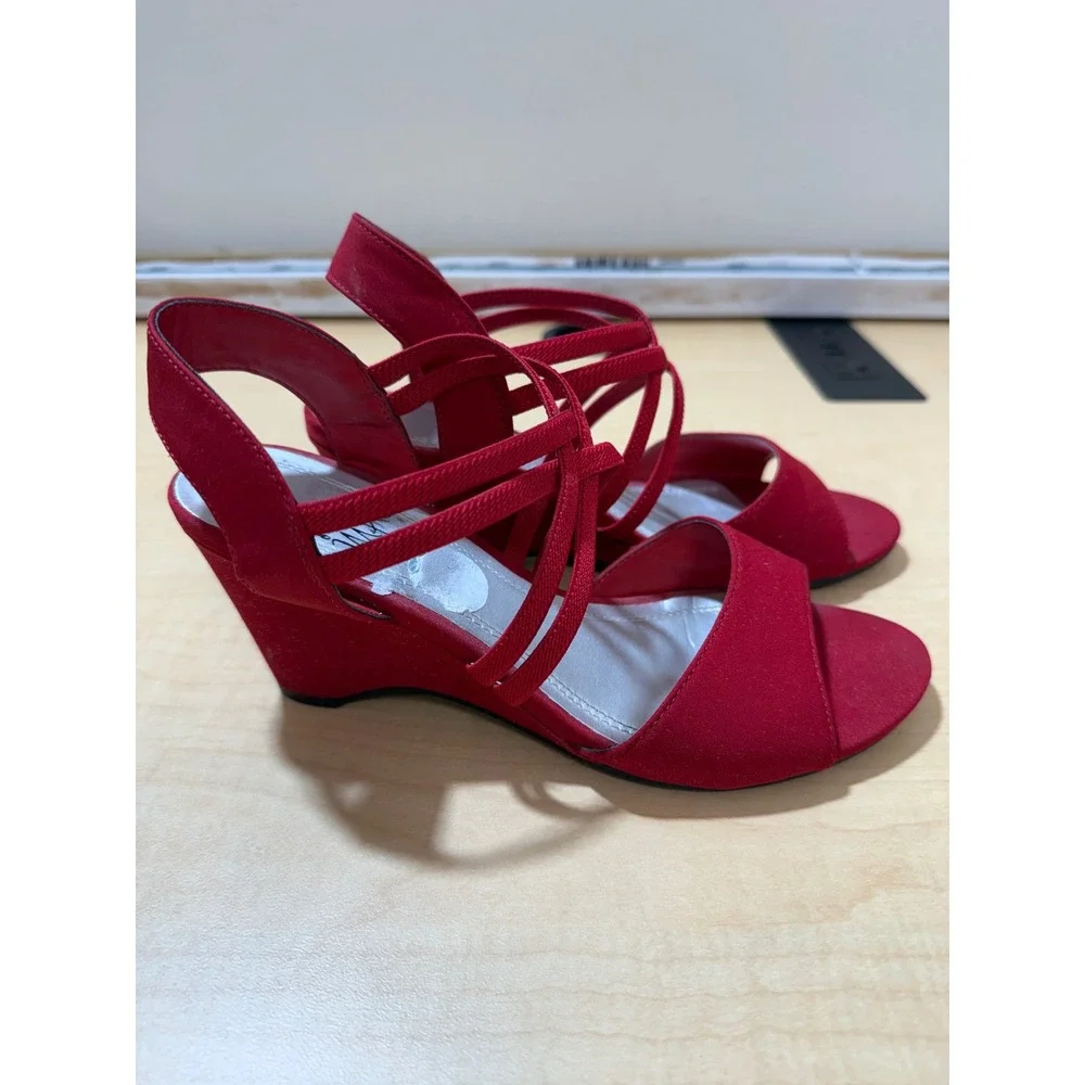 Impo Vicci Red Strappy Wedge Sandals Womens 6M Elastic Slingback Open Toe Shoes